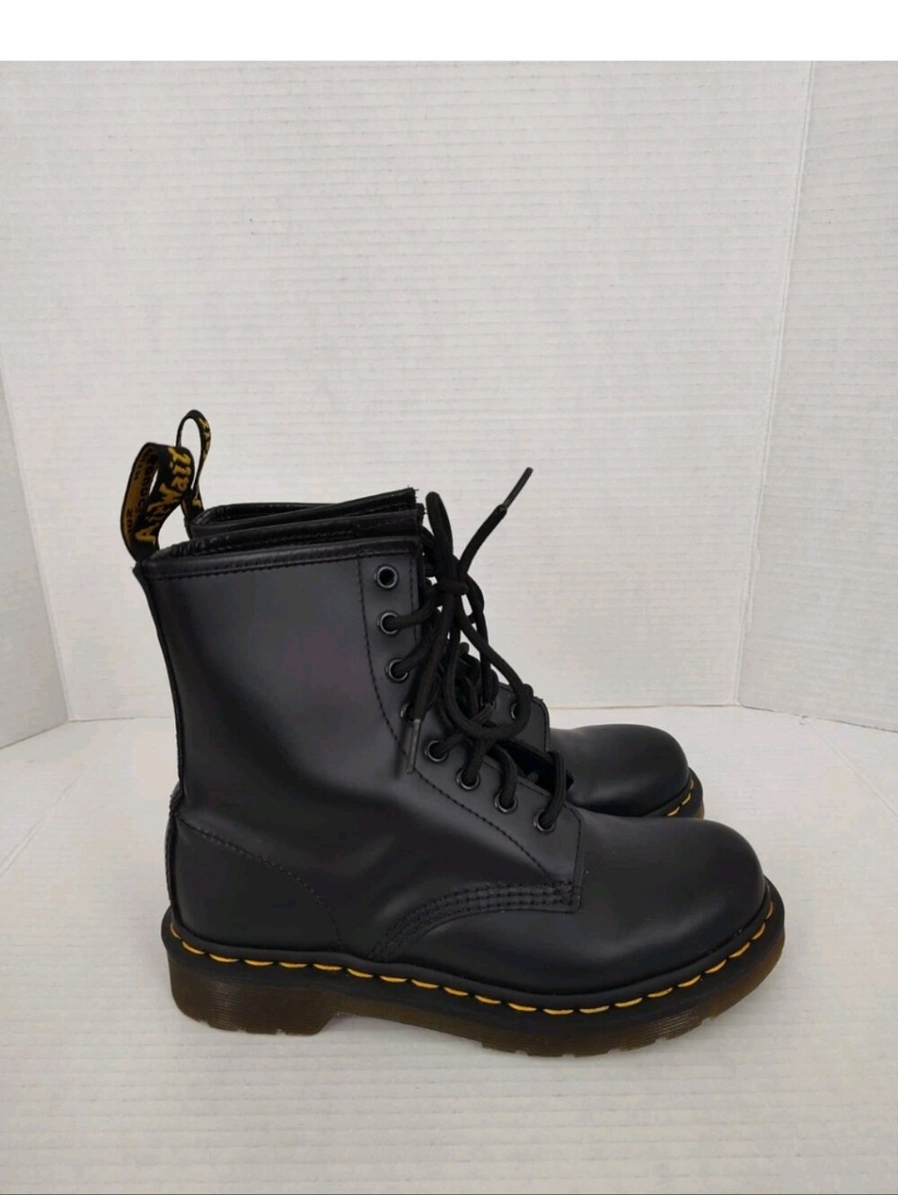 Dr Martens Black Smooth Leather Boots Women's size 6 Lace up
